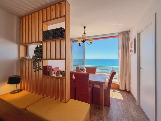 3 bedroom Flat for rent in Playa de Muchavista, El Campello with garage - € 1,350 (Ref: 9958567)