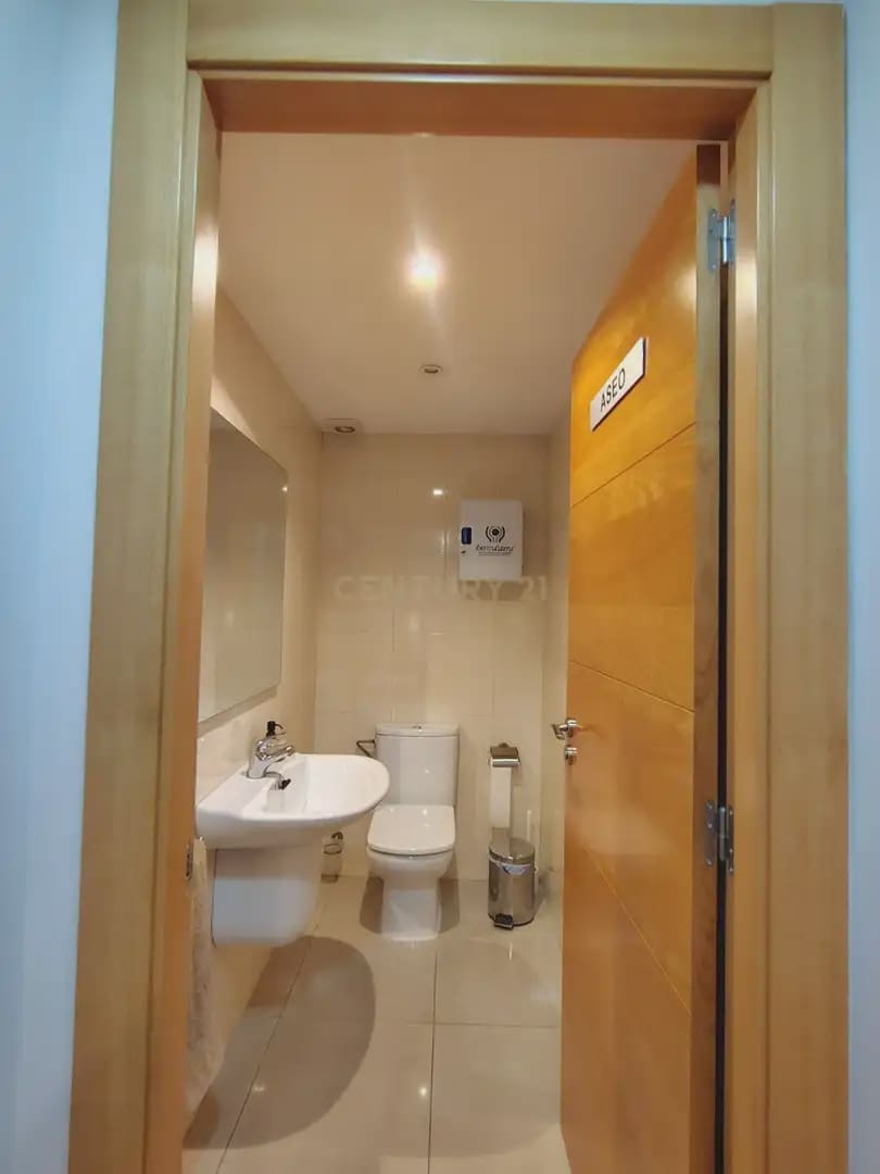 Kontor til leje i Alicante by - € 1.200 (Ref: 9958568)