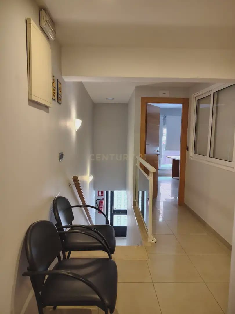 Kontor til leje i Alicante by - € 1.200 (Ref: 9958568)
