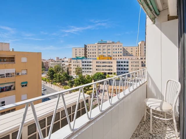Piso de 2 habitaciones en Nou Alacant, Alicante / Alacant ciudad en venta con garaje - 179.000 € (Ref: 9958569)