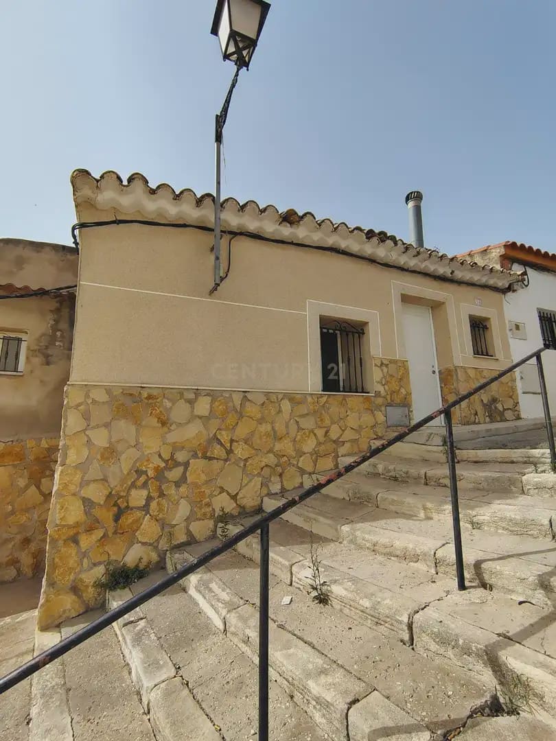 3 chambre Maison de Ville à vendre à Pinoso - 75 000 € (Ref: 9980058)