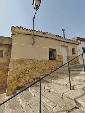 3 soverom Hus til salgs i Pinoso - € 75 000 (Ref: 9980058)
