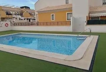 2 soverom Leilighet til leie i Elche / Elx med svømmebasseng - € 1 150 (Ref: 9980059)