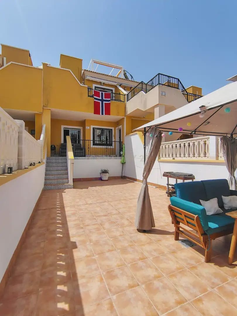 2 soverom Leilighet til leie i Elche / Elx med svømmebasseng - € 1 150 (Ref: 9980059)