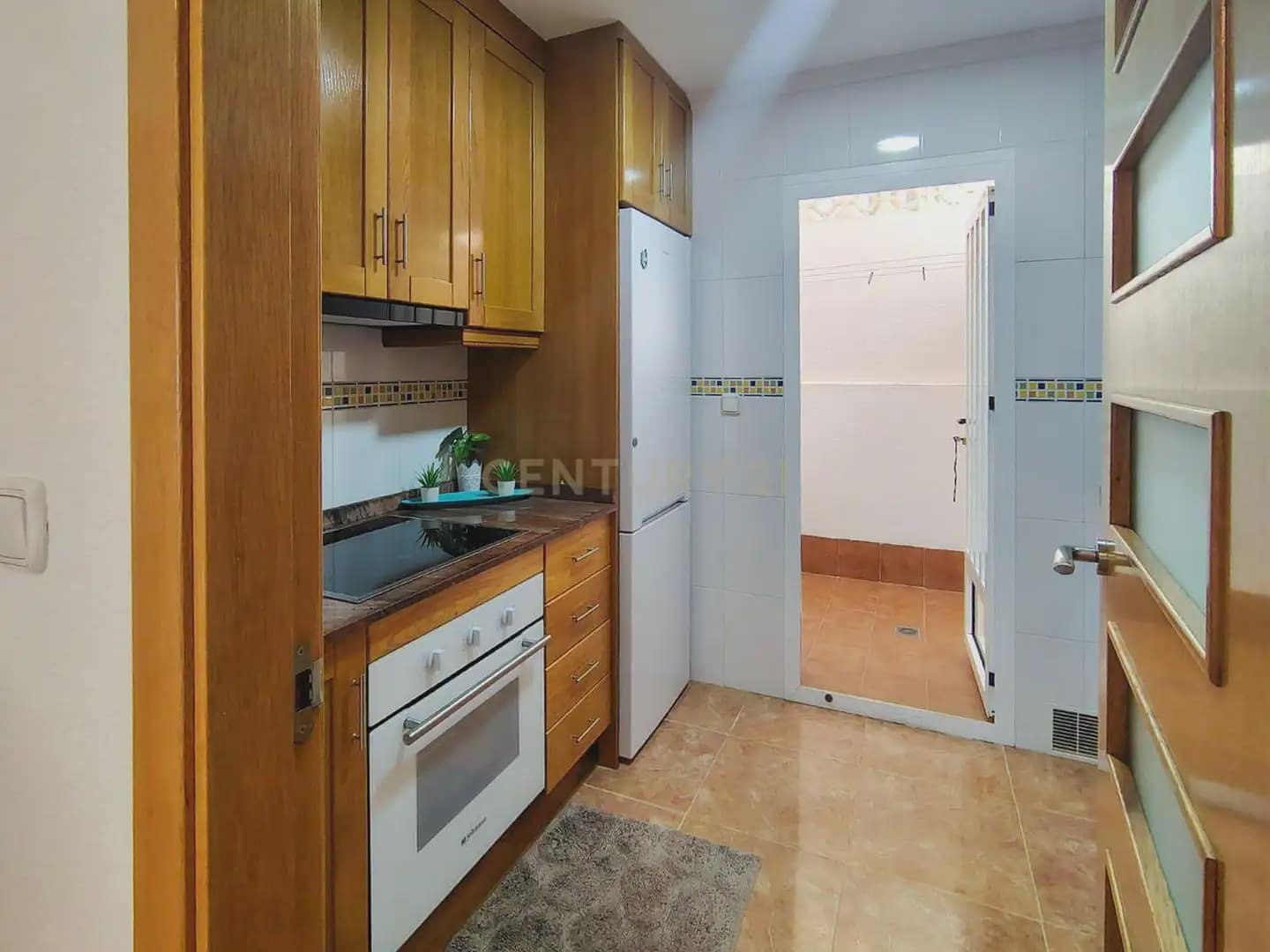 2 soverom Leilighet til leie i Elche / Elx med svømmebasseng - € 1 150 (Ref: 9980059)