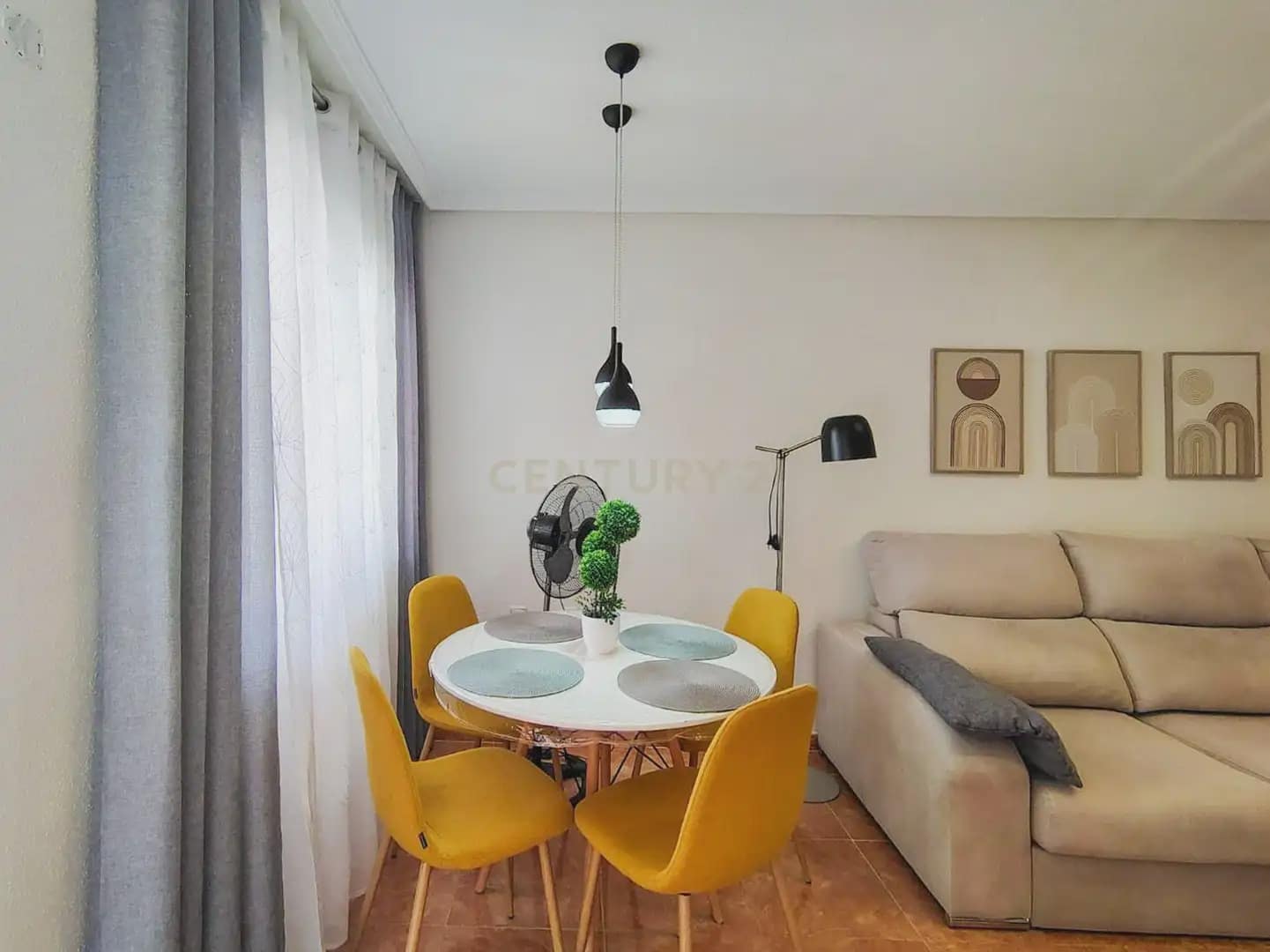 2 soverom Leilighet til leie i Elche / Elx med svømmebasseng - € 1 150 (Ref: 9980059)