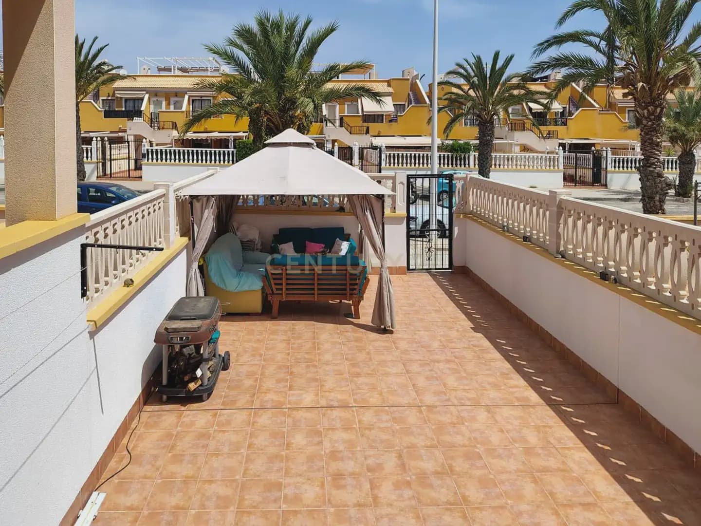 2 soverom Leilighet til leie i Elche / Elx med svømmebasseng - € 1 150 (Ref: 9980059)