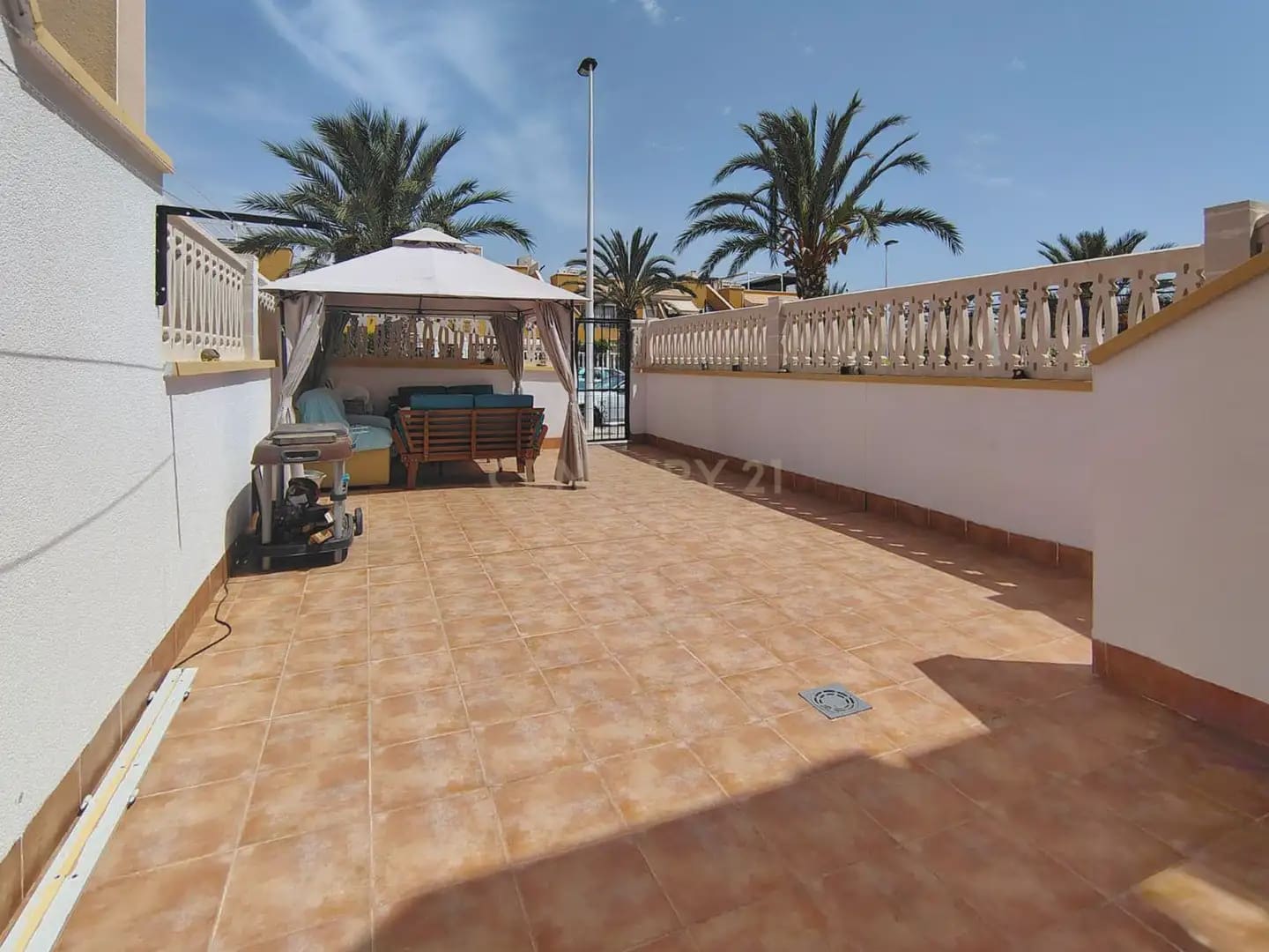 2 soverom Leilighet til leie i Elche / Elx med svømmebasseng - € 1 150 (Ref: 9980059)