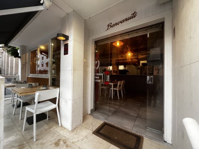 Restauracja lub bar do wynajęcia w Miasto Ibiza / Eivissa - 2 850 € (Ref: 9306402)