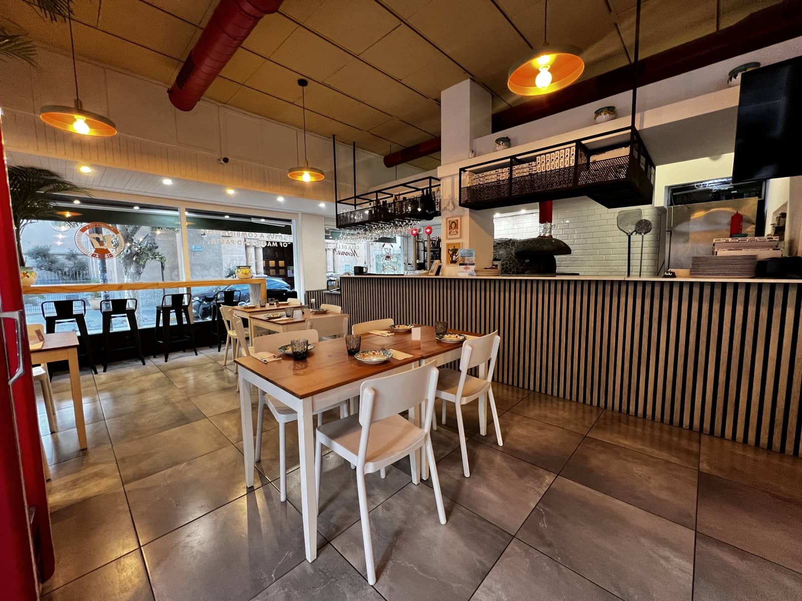 Restaurant/bar te huur in Ibiza dorp - € 2.850 (Ref: 9306402)