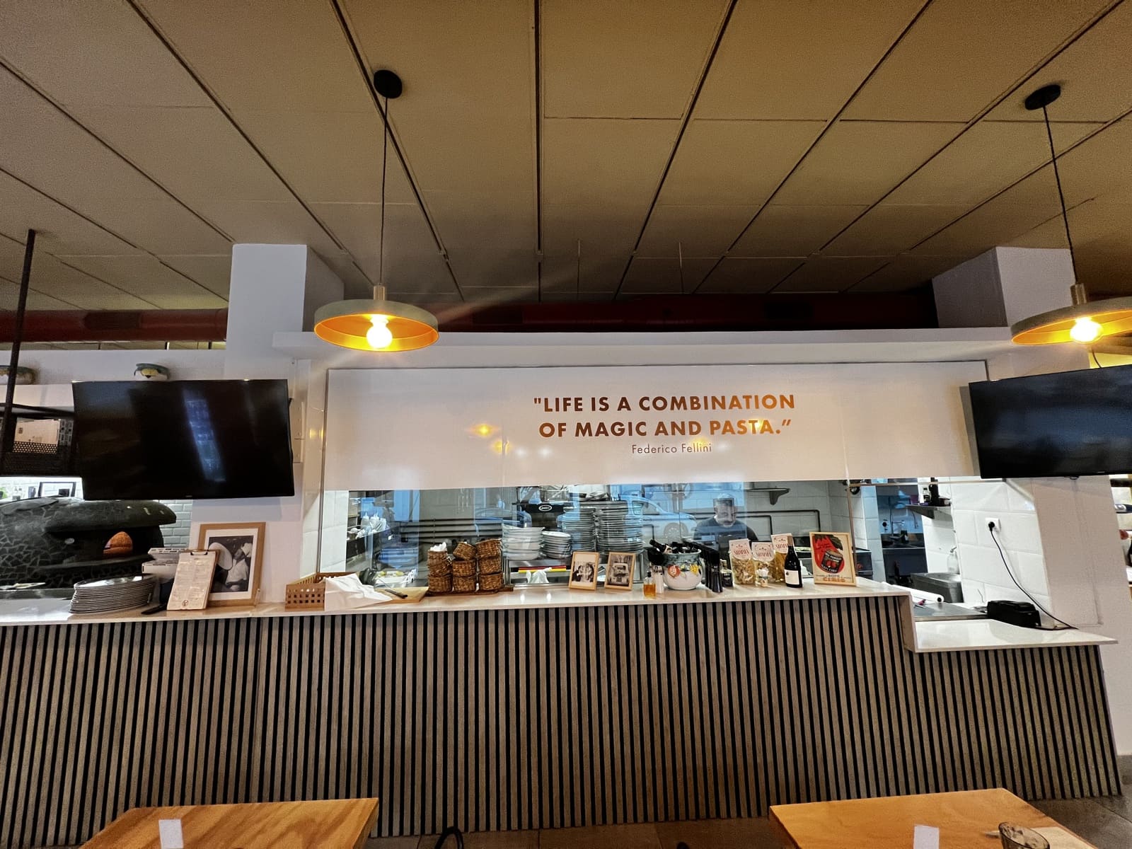 Restaurant/bar te huur in Ibiza dorp - € 2.850 (Ref: 9306402)