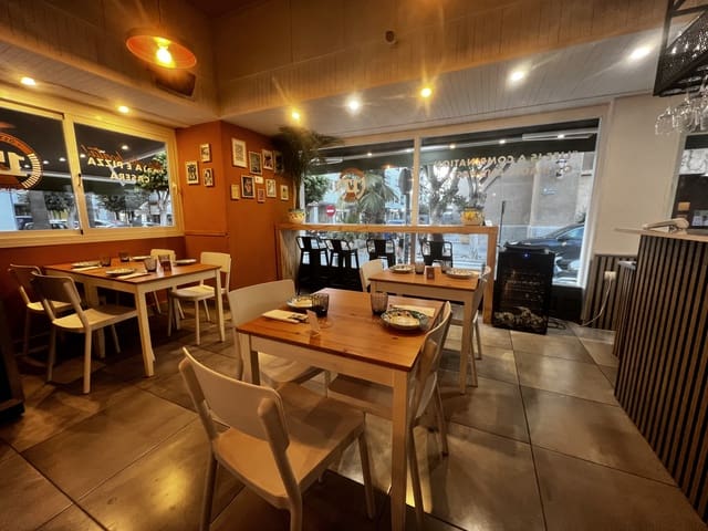 Restauracja lub bar do wynajęcia w Miasto Ibiza / Eivissa - 2 850 € (Ref: 9306402)