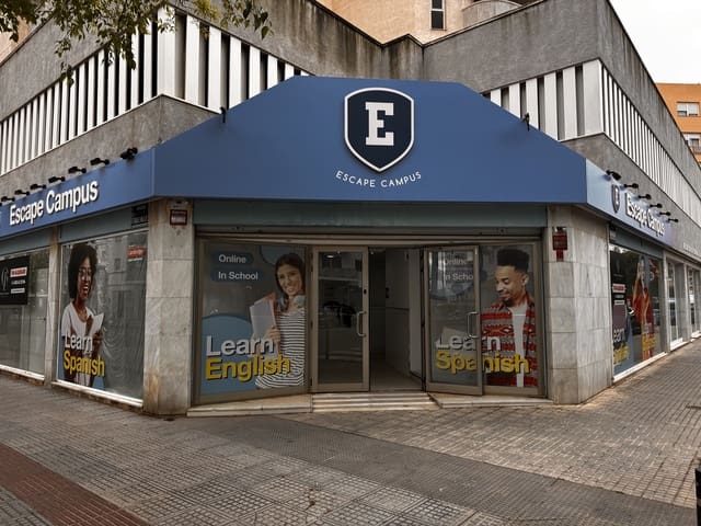 Shop for rent in Ibiza / Eivissa town - € 5,000 (Ref: 9306404)