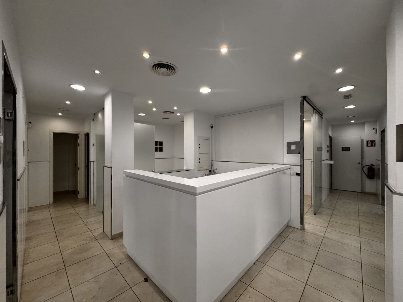 Winkelen te huur in Ibiza dorp - € 5.000 (Ref: 9306404)