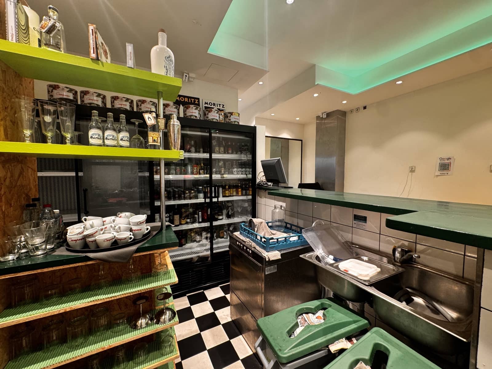 Restaurant/Bar à louer à Ibiza ville - 3 500 € (Ref: 9306405)