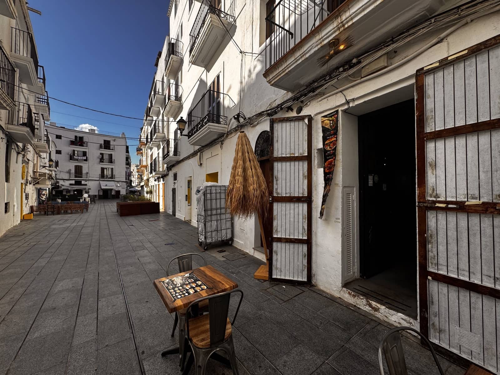 Restaurant/Bar til leje i Ibiza by - € 4.000 (Ref: 9306414)