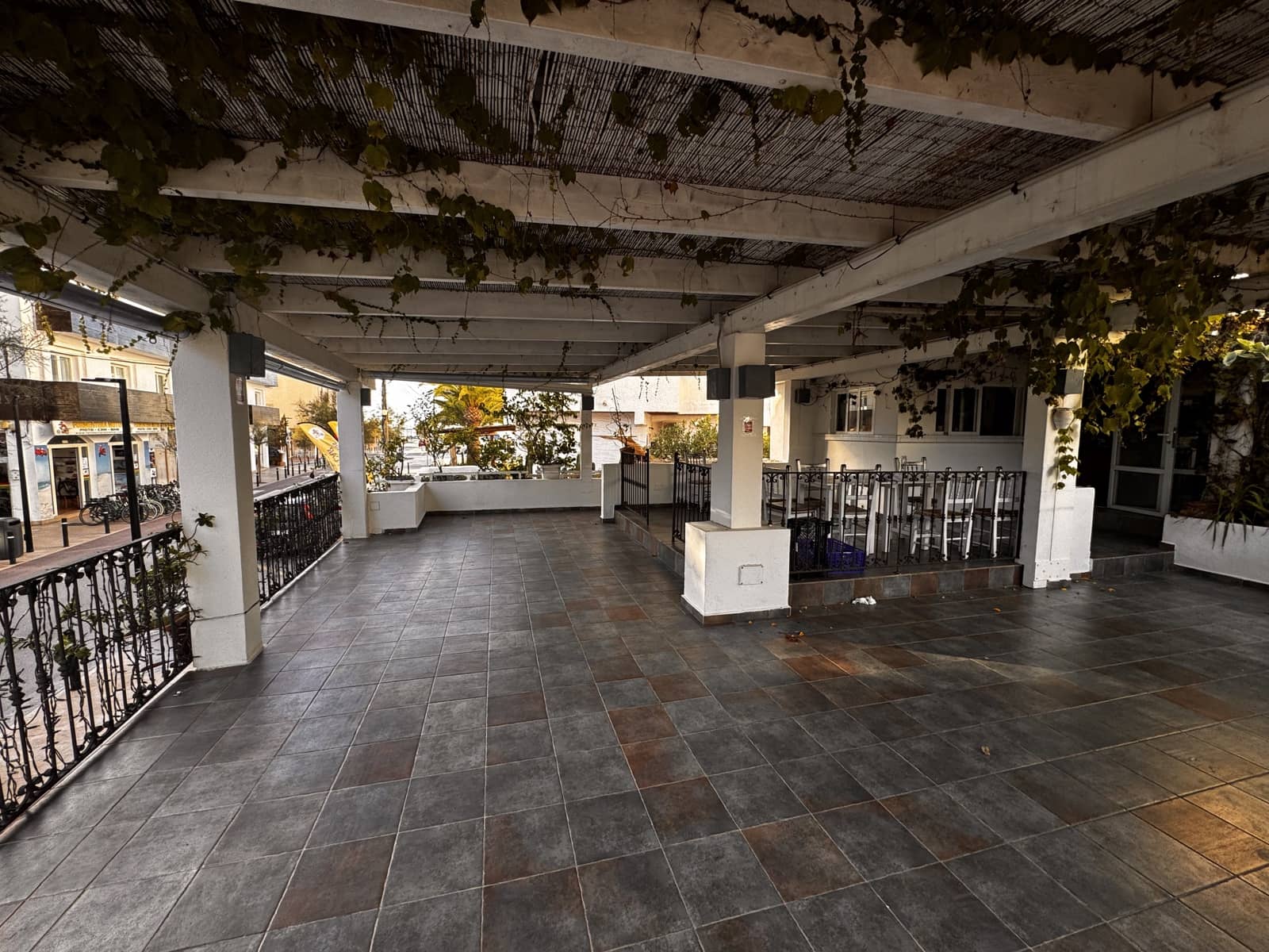 2 sypialnia Restauracja lub bar do wynajęcia w Gmina Formentera  - 4 150 € (Ref: 9331455)