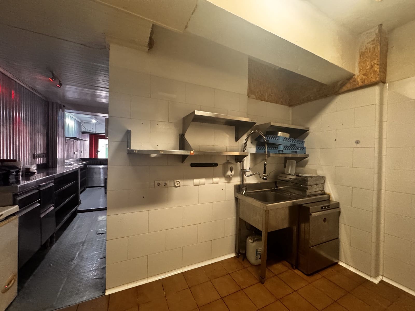 Kommersiell til leie i Sant Antoni de Portmany - € 1 800 (Ref: 9344163)