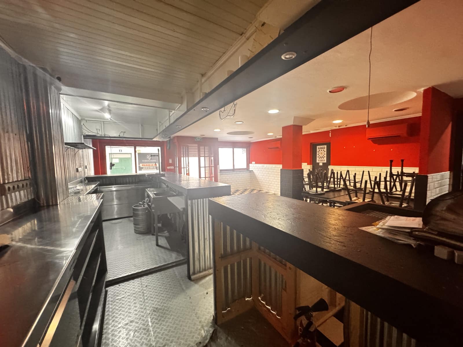 Kommersiell til leie i Sant Antoni de Portmany - € 1 800 (Ref: 9344163)