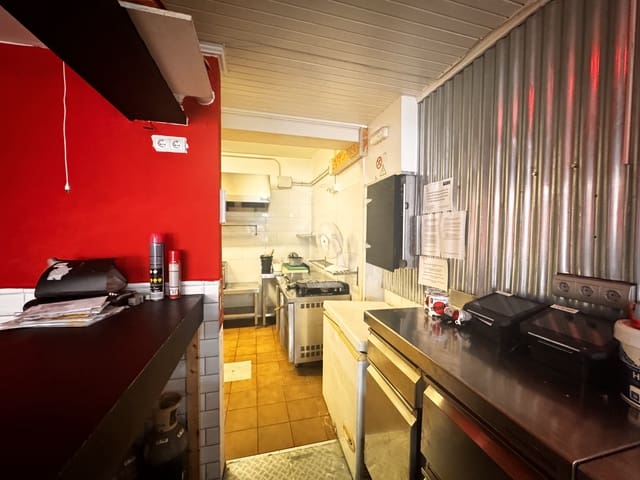 Kommersiell til leie i Sant Antoni de Portmany - € 1 800 (Ref: 9344163)