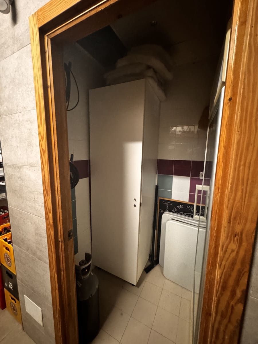 Yritys vuokrattavana paikassa Ibiza kaupunki mukana 
autotalli - 1 320 € (Ref: 9348541)