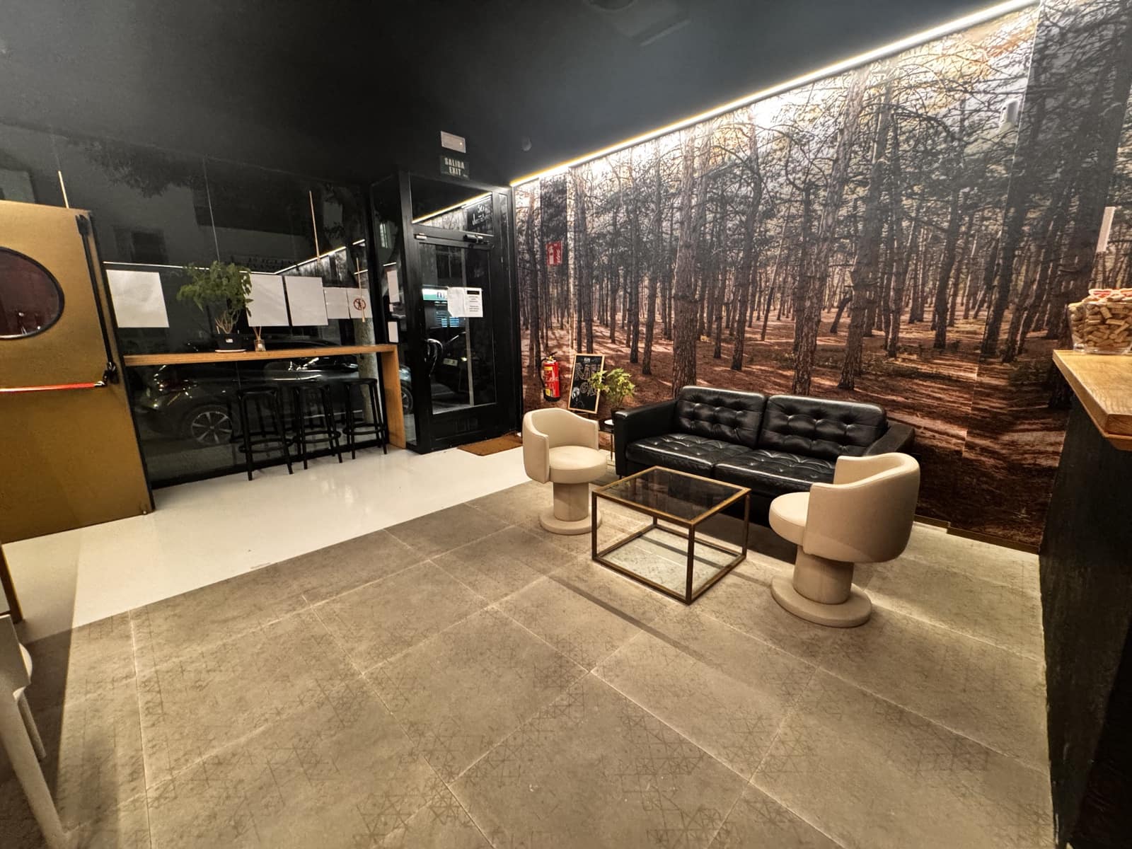 Yritys vuokrattavana paikassa Ibiza kaupunki mukana 
autotalli - 1 320 € (Ref: 9348541)