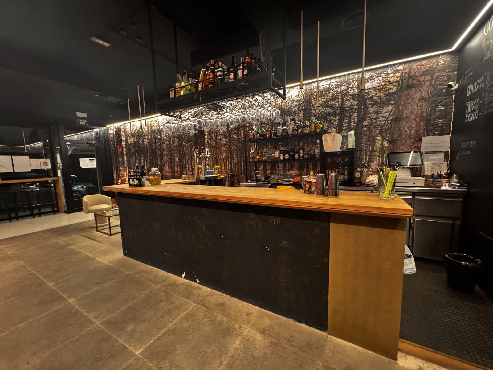 Yritys vuokrattavana paikassa Ibiza kaupunki mukana 
autotalli - 1 320 € (Ref: 9348541)