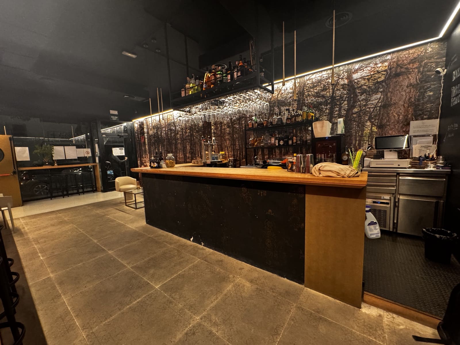 Yritys vuokrattavana paikassa Ibiza kaupunki mukana 
autotalli - 1 320 € (Ref: 9348541)