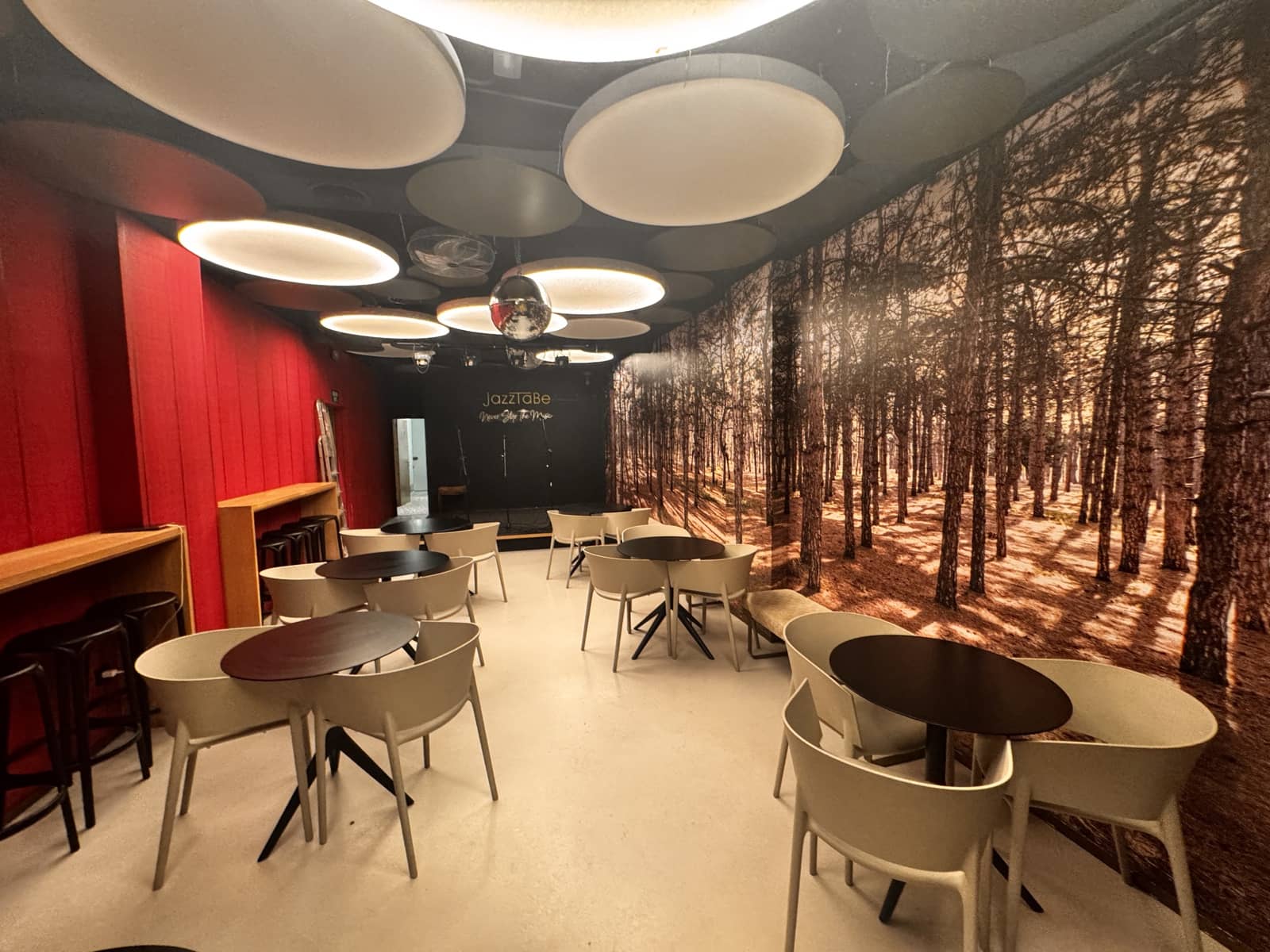 Yritys vuokrattavana paikassa Ibiza kaupunki mukana 
autotalli - 1 320 € (Ref: 9348541)