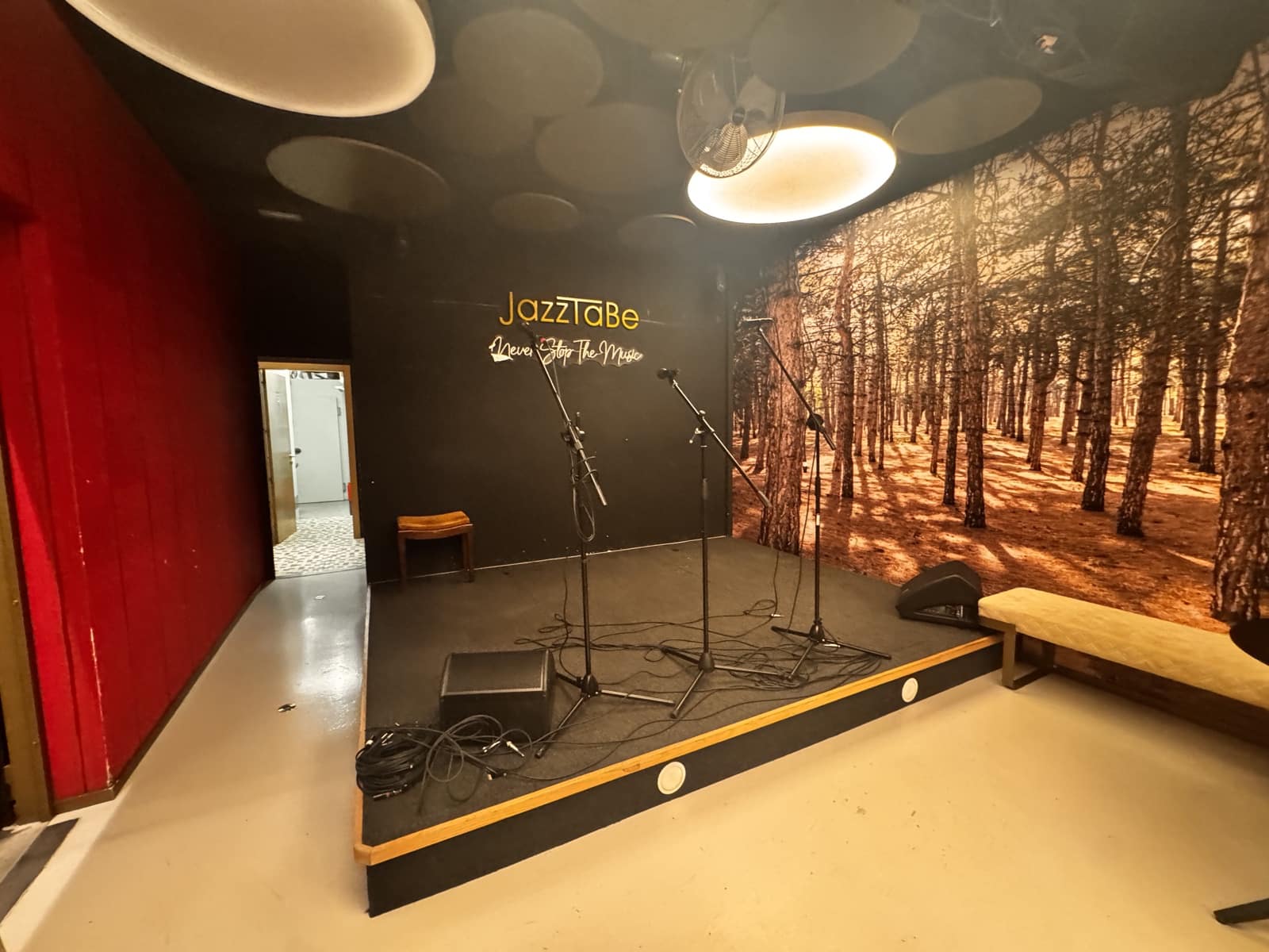 Yritys vuokrattavana paikassa Ibiza kaupunki mukana 
autotalli - 1 320 € (Ref: 9348541)