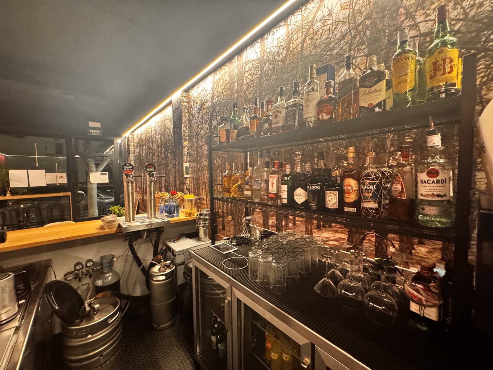 Yritys vuokrattavana paikassa Ibiza kaupunki mukana 
autotalli - 1 320 € (Ref: 9348541)