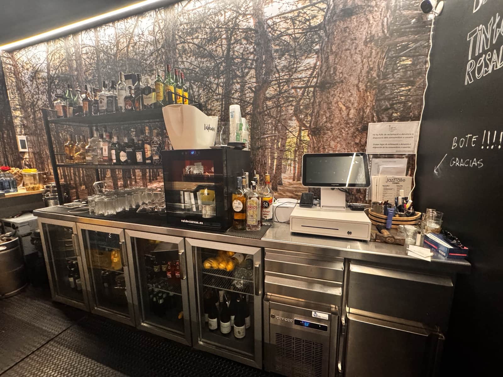 Yritys vuokrattavana paikassa Ibiza kaupunki mukana 
autotalli - 1 320 € (Ref: 9348541)