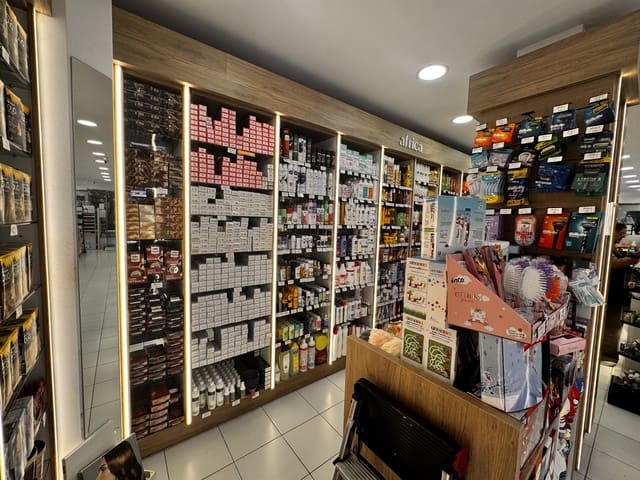 Local Comercial en Ibiza / Eivissa ciudad en alquiler - 3.200 € (Ref: 9348542)