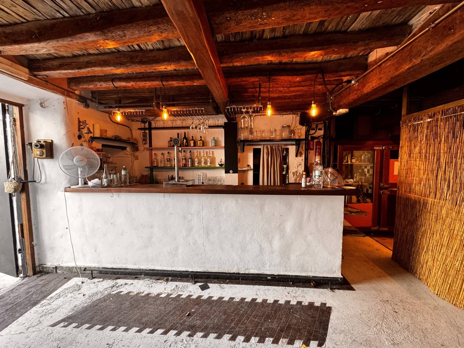 Ravintola/baari vuokrattavana paikassa Ibiza kaupunki - 2 500 € (Ref: 9386688)