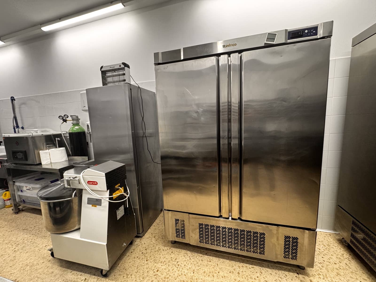 Commercial for rent in Ibiza / Eivissa town - € 900 (Ref: 9488498)