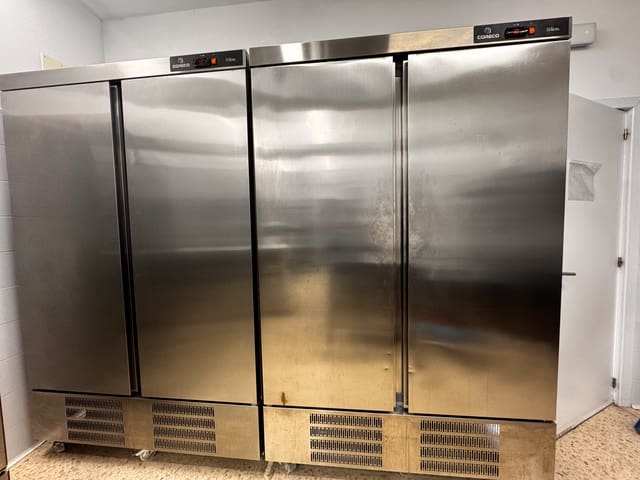 Kaupallinen vuokrattavana paikassa Ibiza kaupunki - 900 € (Ref: 9488498)