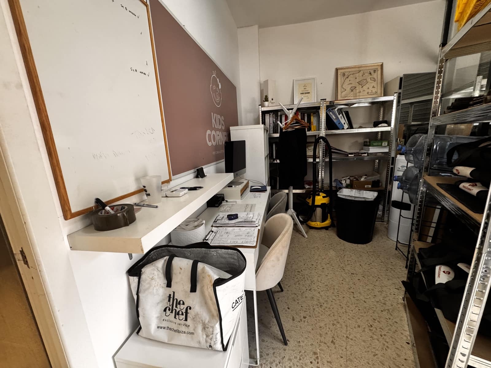 Commercial for rent in Ibiza / Eivissa town - € 900 (Ref: 9488498)