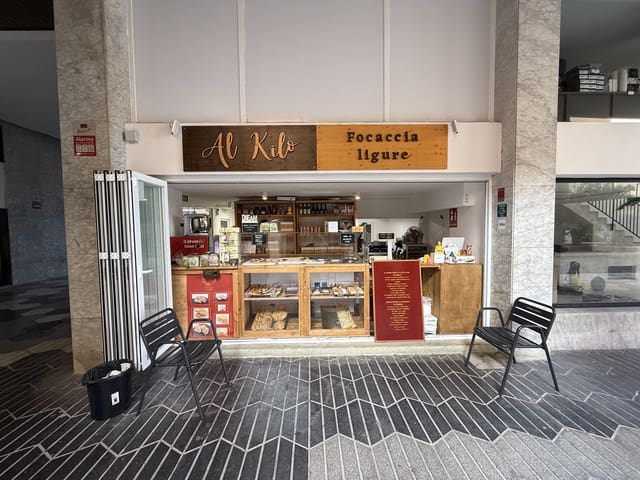 Kaupallinen vuokrattavana paikassa Ibiza kaupunki - 900 € (Ref: 9488499)