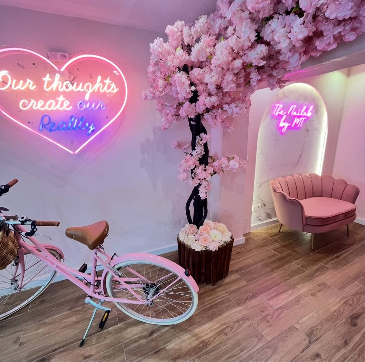 Commercial for rent in Sant Antoni de Portmany - € 900 (Ref: 9488506)