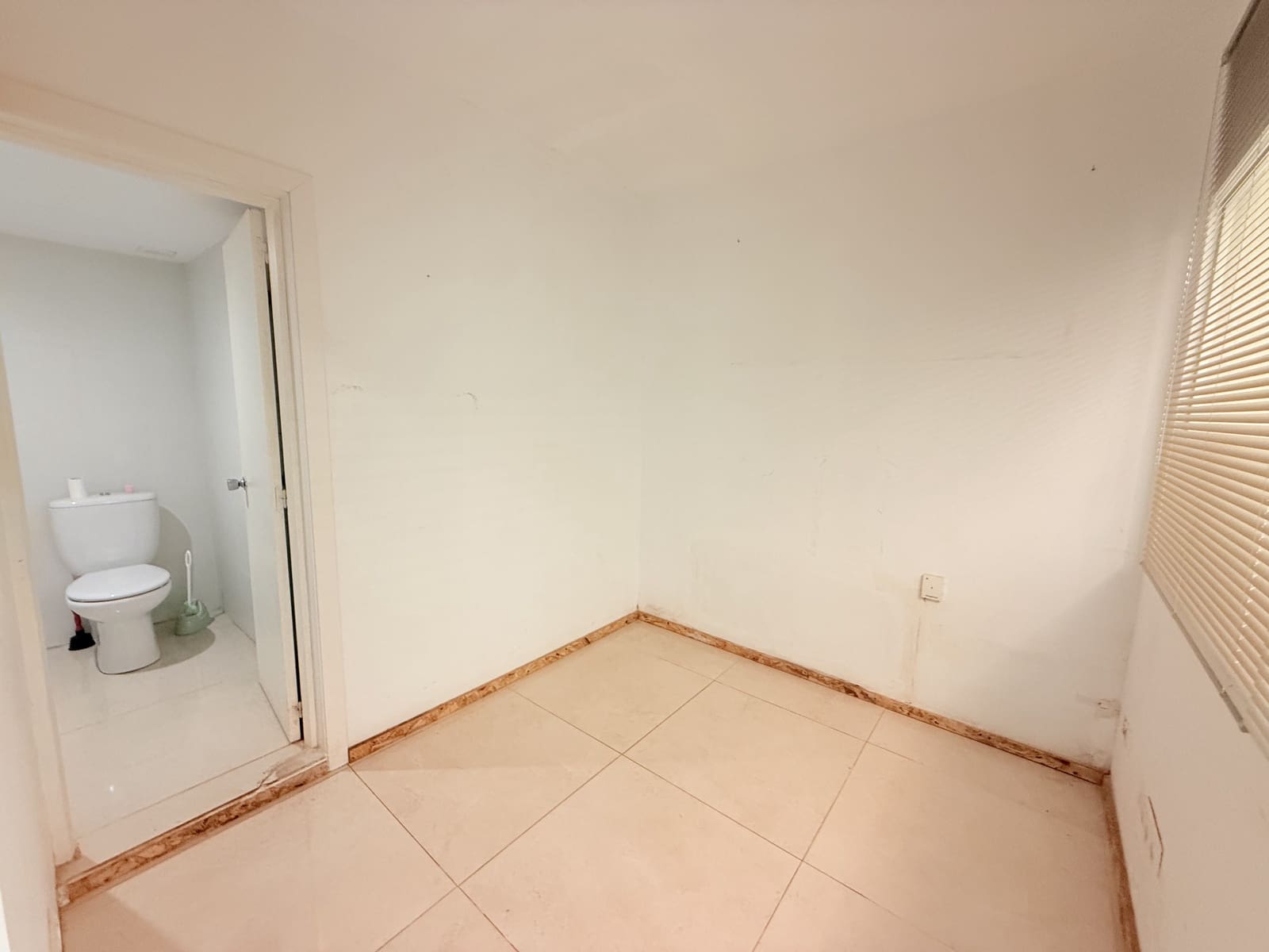 Commercial for rent in Ibiza / Eivissa town - € 2,500 (Ref: 9591698)