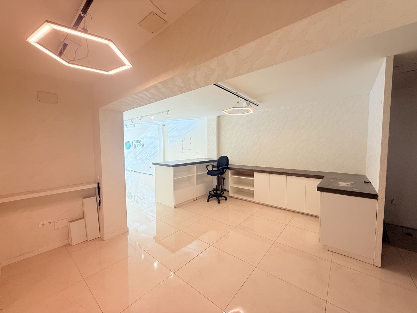 Commercial for rent in Ibiza / Eivissa town - € 2,500 (Ref: 9591698)