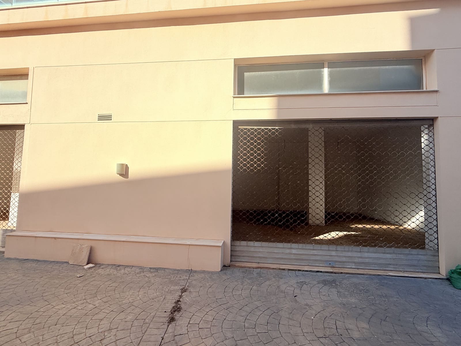 Commercial for rent in Ibiza / Eivissa town - € 5,000 (Ref: 9591773)