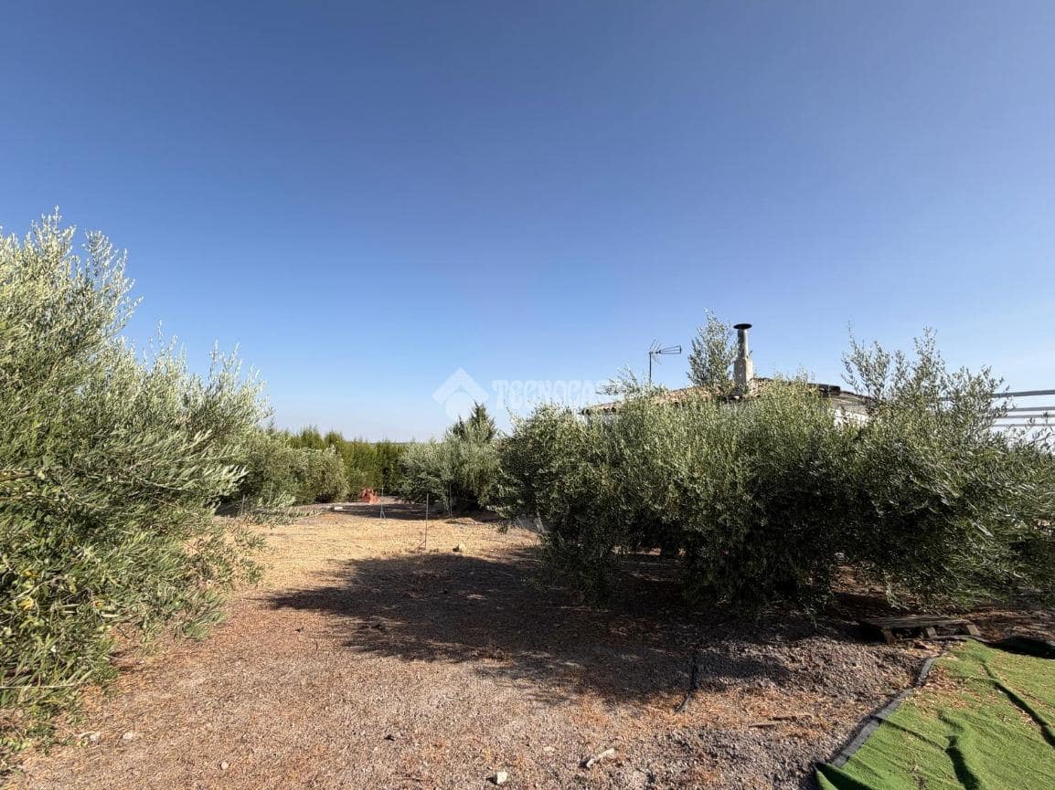 2 quarto Moradia para venda em Martos com piscina garagem - 159 900 € (Ref: 10023077)