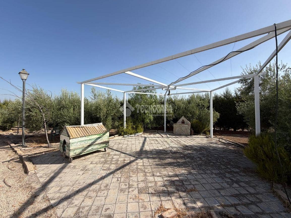 2 quarto Moradia para venda em Martos com piscina garagem - 159 900 € (Ref: 10023077)