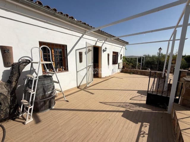 2 quarto Moradia para venda em Martos com piscina garagem - 159 900 € (Ref: 10023077)