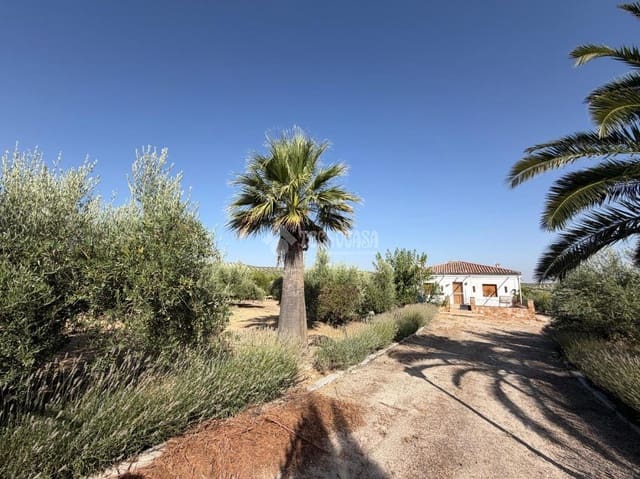 2 quarto Moradia para venda em Martos com piscina garagem - 159 900 € (Ref: 10023077)