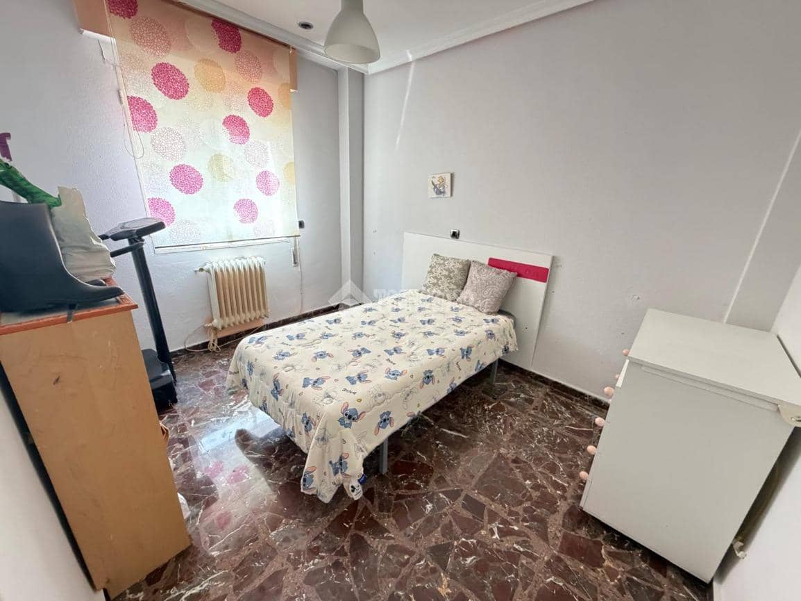 4 quarto Apartamento para venda em Martos - 69 900 € (Ref: 10023078)