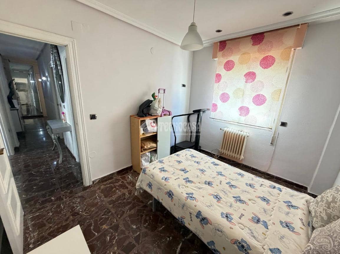 4 quarto Apartamento para venda em Martos - 69 900 € (Ref: 10023078)