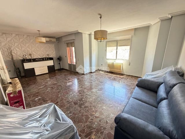 4 quarto Apartamento para venda em Martos - 69 900 € (Ref: 10023078)