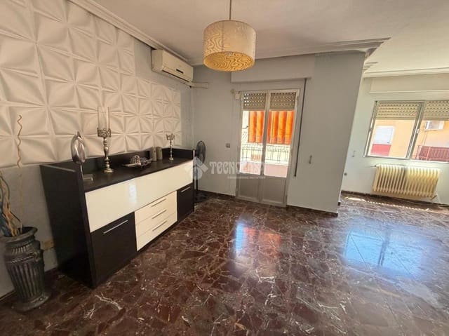 4 quarto Apartamento para venda em Martos - 69 900 € (Ref: 10023078)